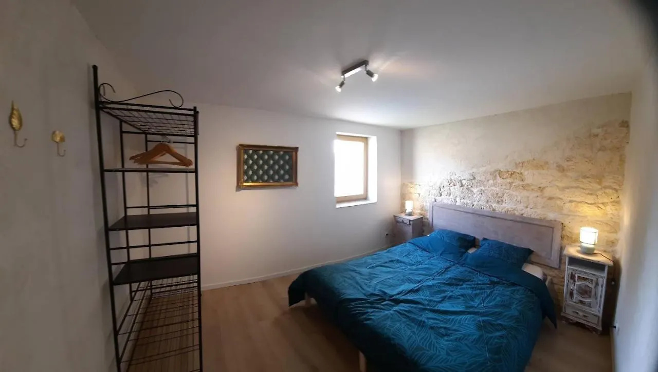 Holiday home Gite Spacieux Les Lyllacs Cestayrols